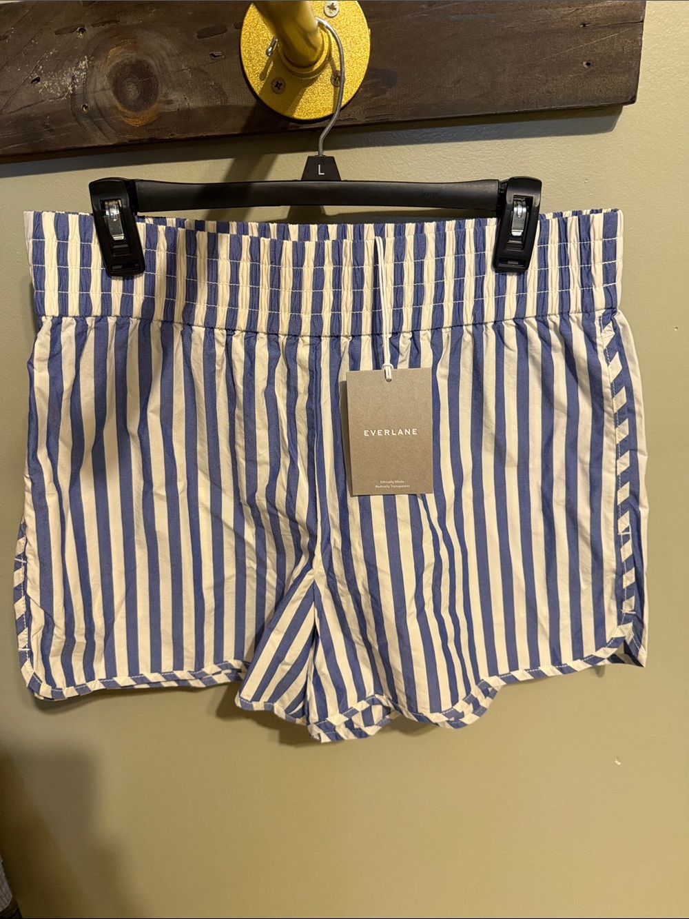 NWT EVERLANE Navy and White Striped High-Waist Women’s Shorts - $68 retail!!!